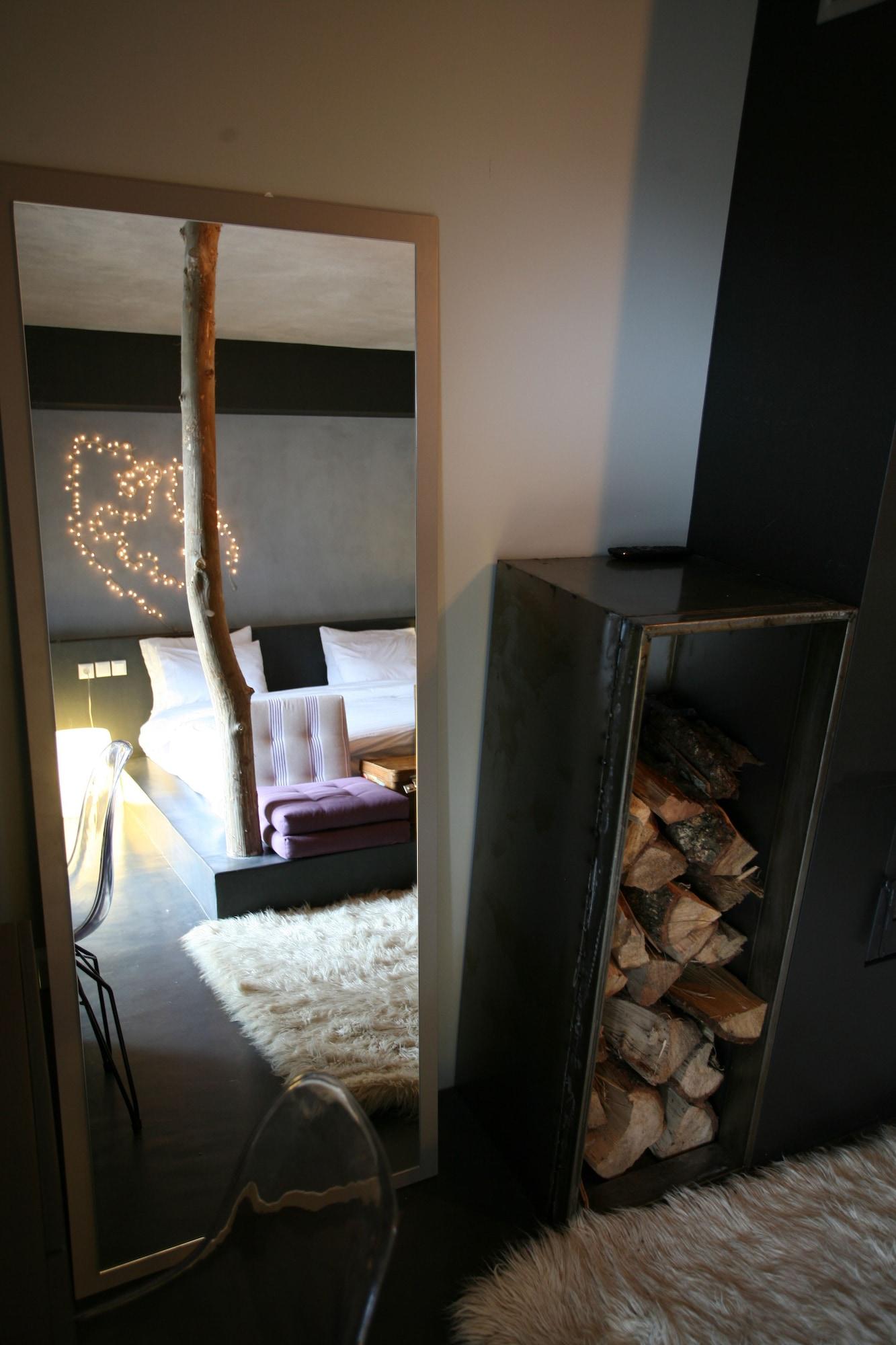 Oniropetra Boutique Hotel Karpenisi Екстер'єр фото