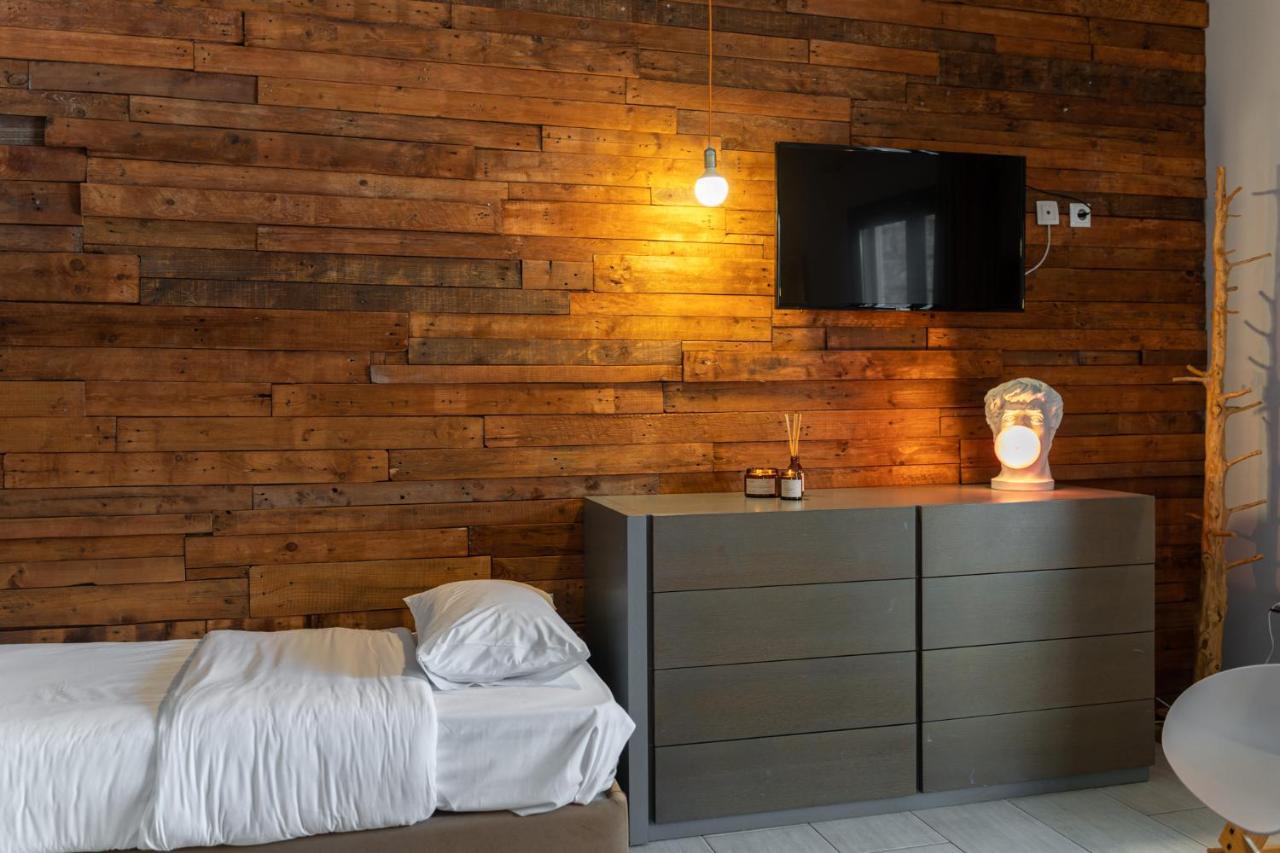 Oniropetra Boutique Hotel Karpenisi Екстер'єр фото