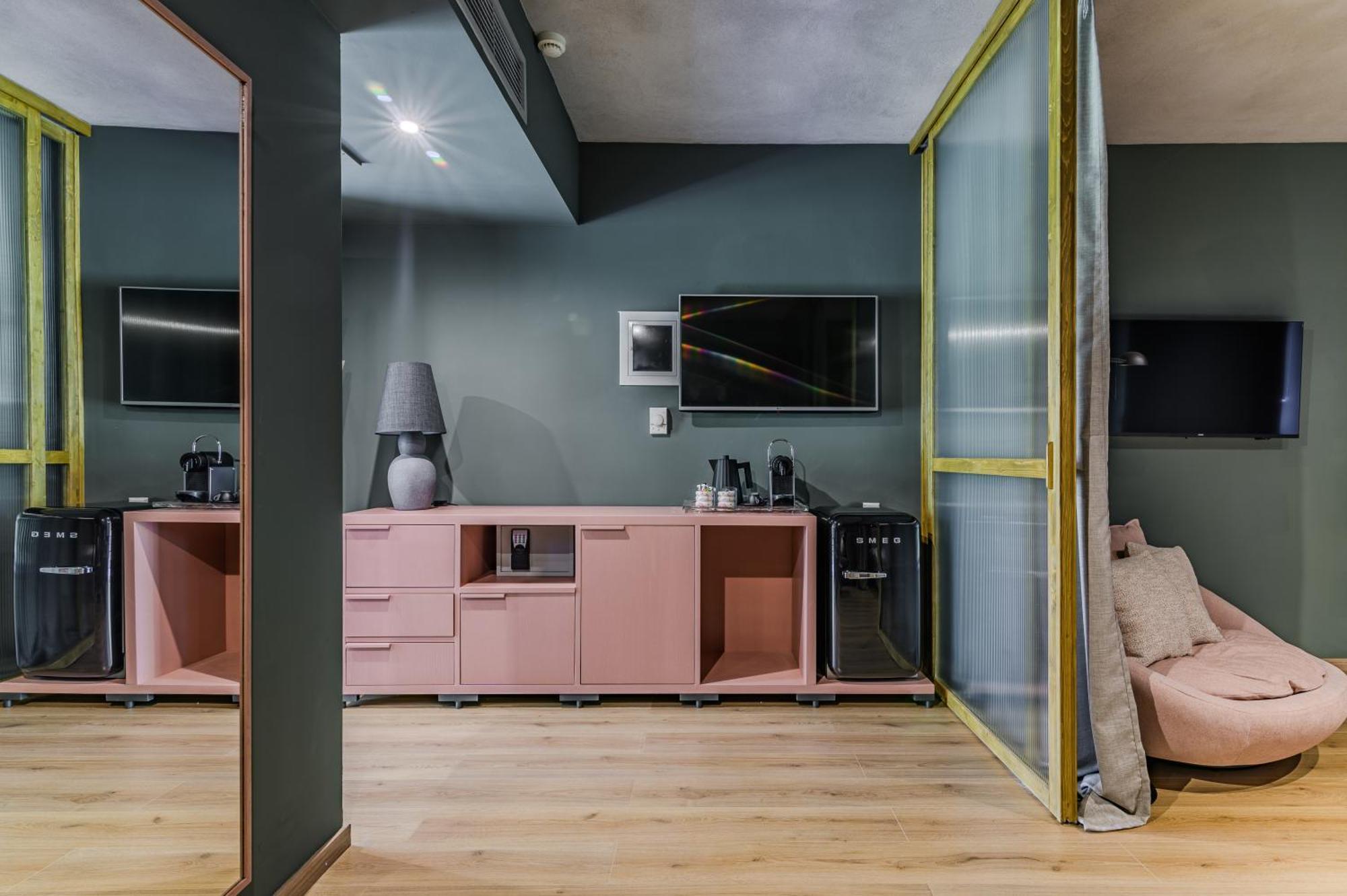 Oniropetra Boutique Hotel Karpenisi Екстер'єр фото