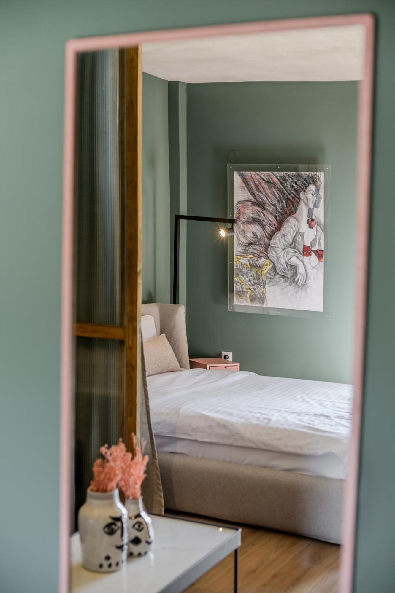 Oniropetra Boutique Hotel Karpenisi Екстер'єр фото